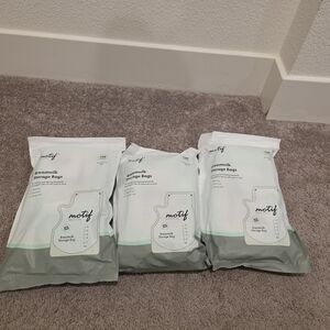 Motif Breastmilk Storage Bags